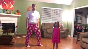 Un padre y su hijita grabaron su baile. ¡Es un hit!